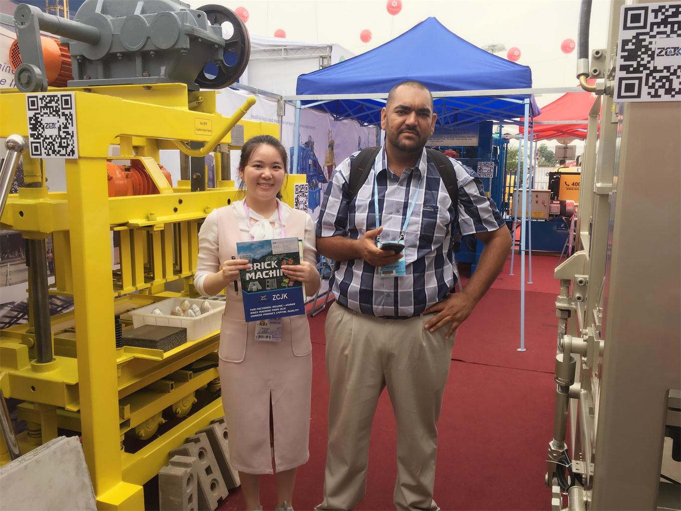 3rd day of Canton Fair-ZCJK Machine booth (8).jpg
