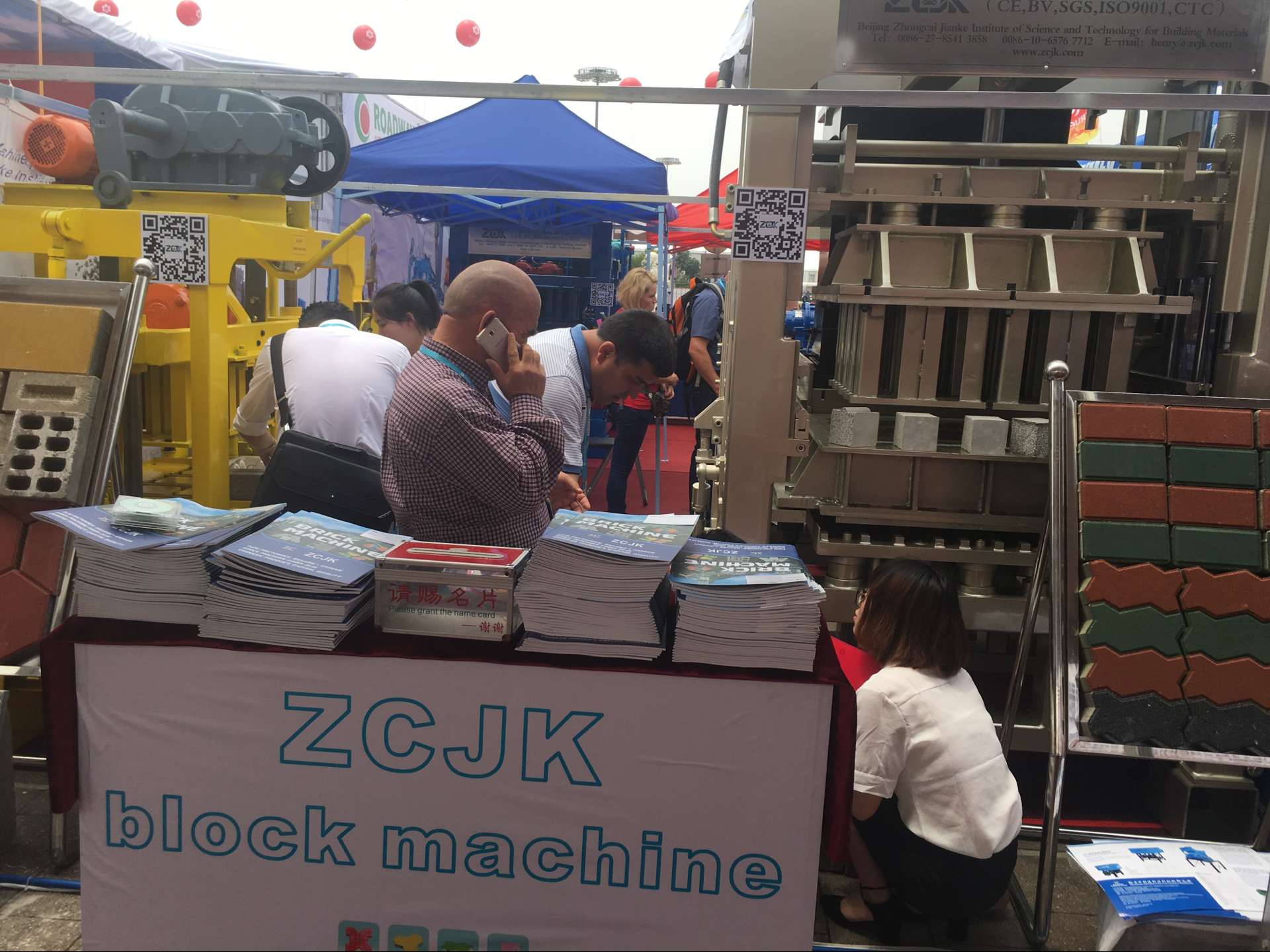 1st day of Canton Fair - ZCJK Block machine (8).jpg